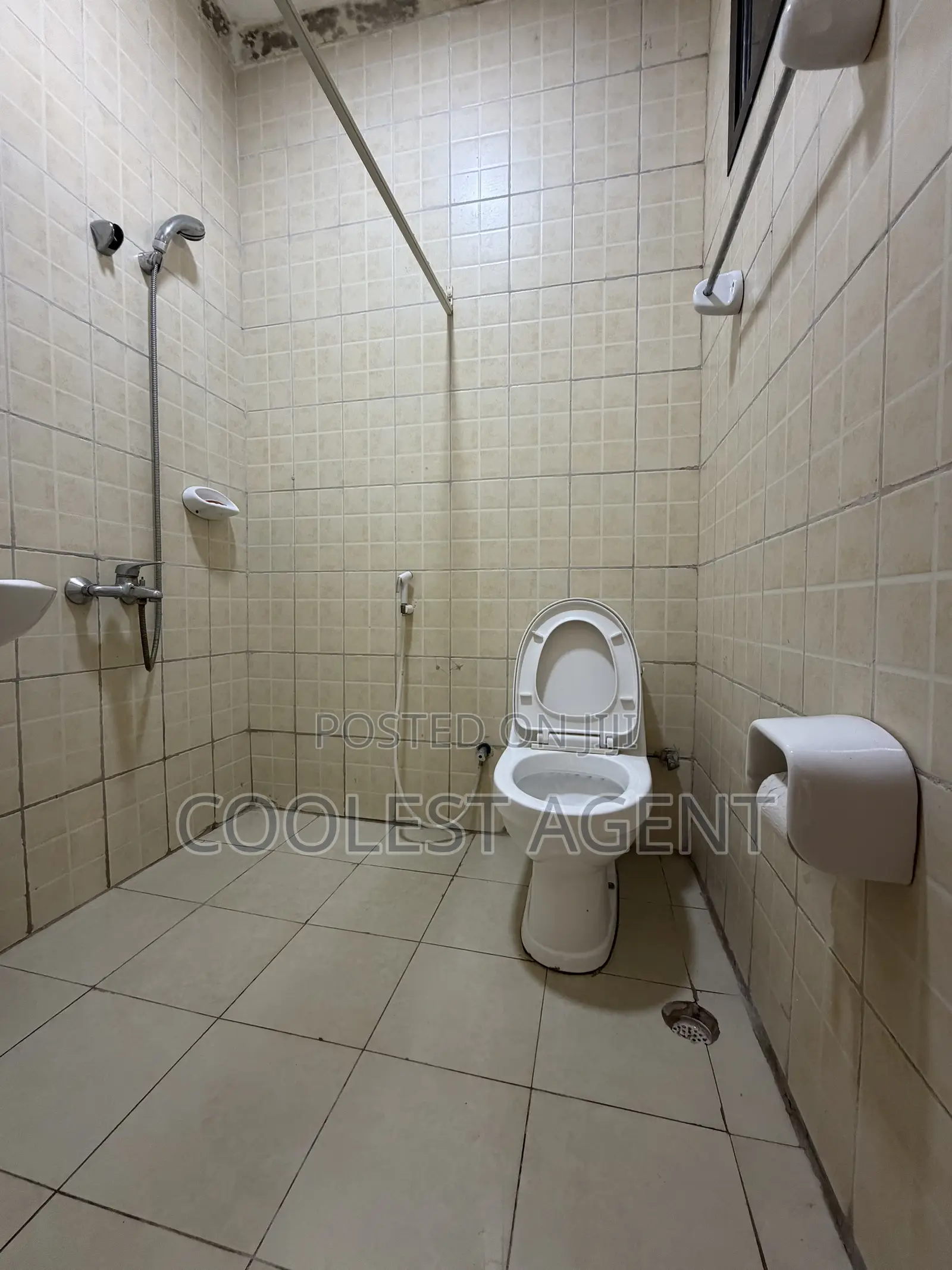 6bdrm Duplex in Coolest Estate, Masaki for rent