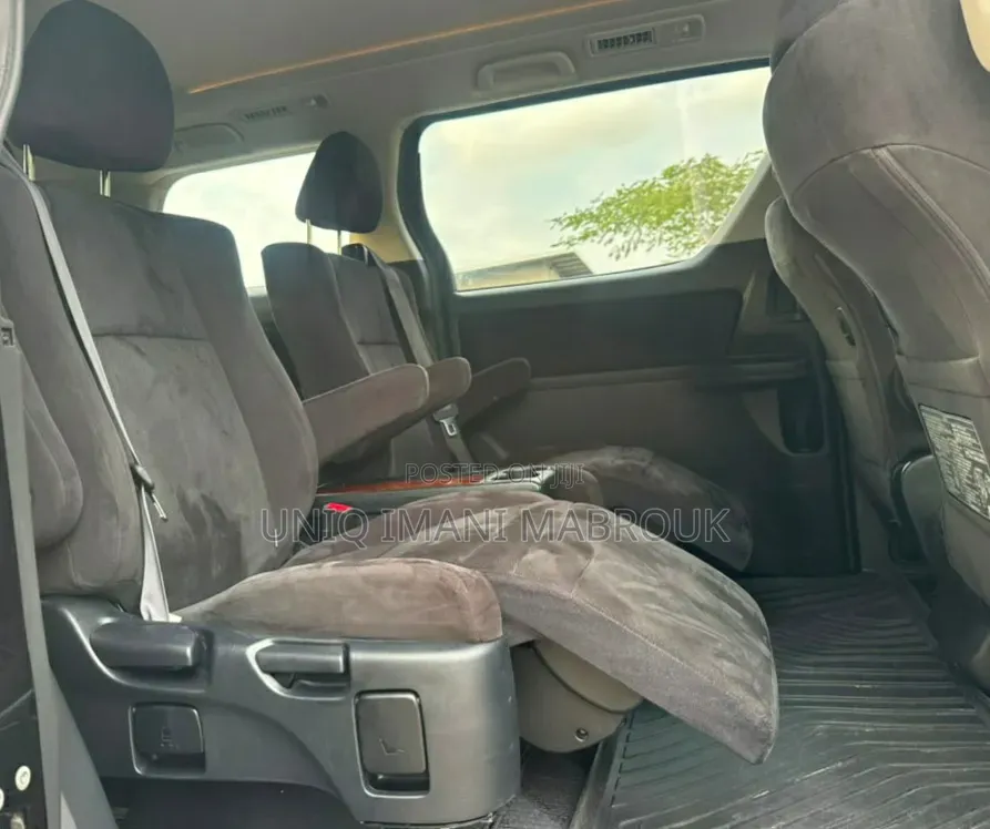 Toyota Alphard 2010 Black