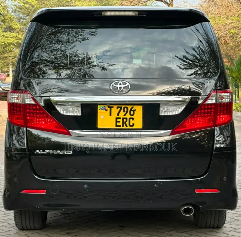 Toyota Alphard 2010 Black