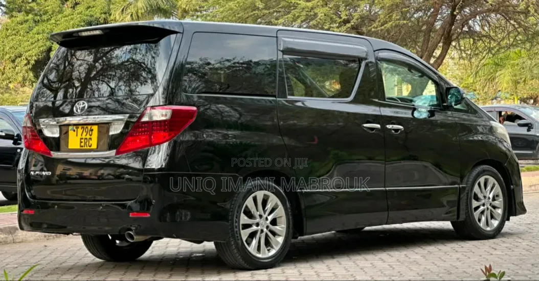 Toyota Alphard 2010 Black