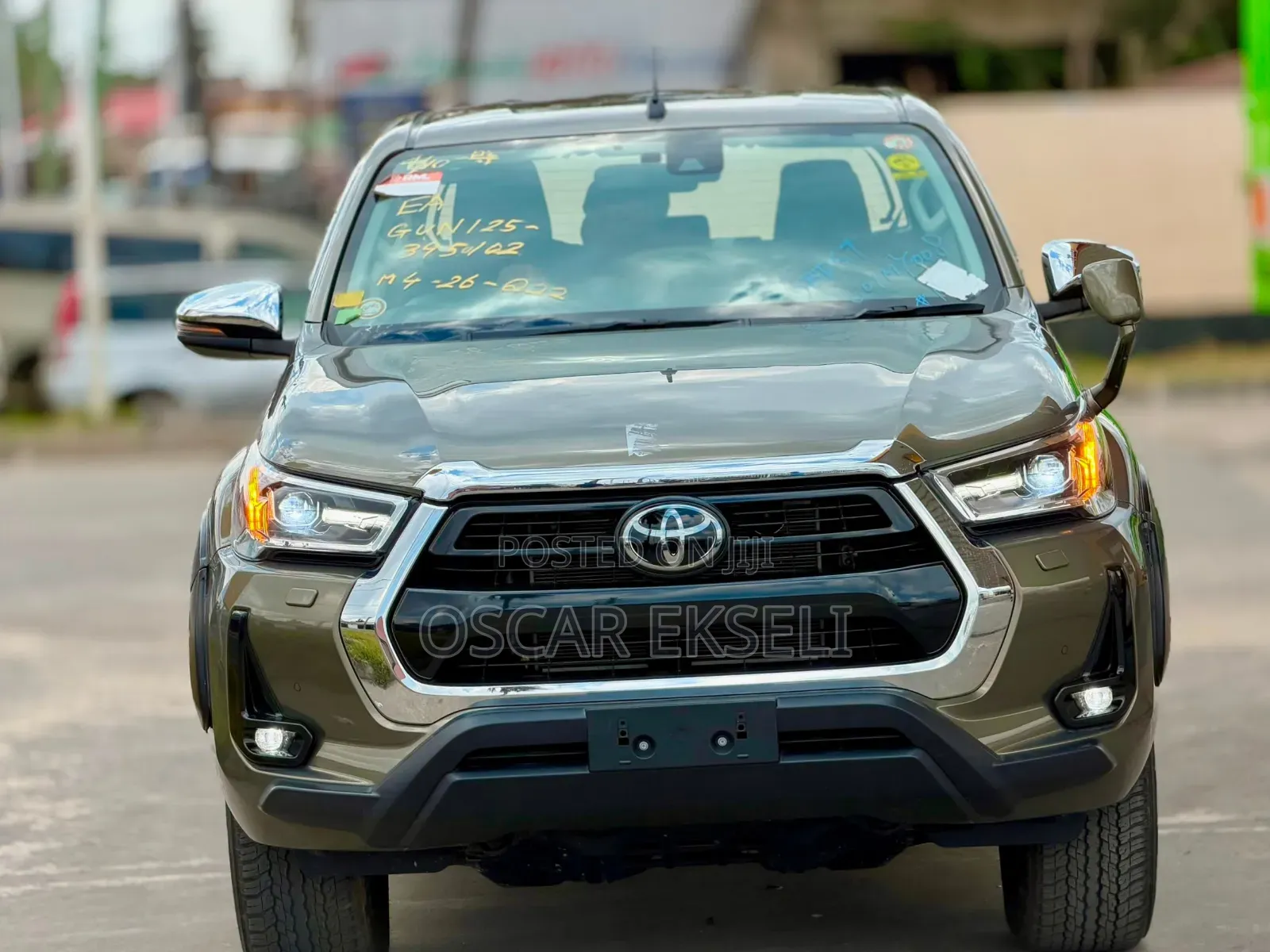 Toyota Hilux 2024 Green
