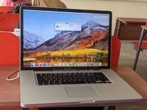 Laptop Apple MacBook Pro 2011 12GB Intel Core i3 HDD 256GB