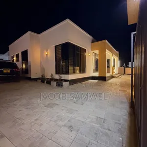 3bdrm House in Goba for sale