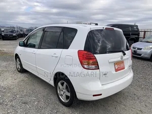Toyota Corolla Spacio 2006 White