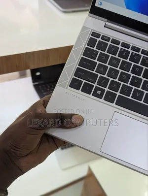 Laptop HP EliteBook 830 G7 8GB Intel Core i5 SSD 256GB