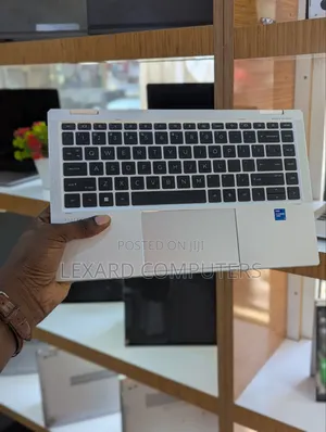 Laptop HP EliteBook 1040 G8 16GB Intel Core i7 SSD 512GB