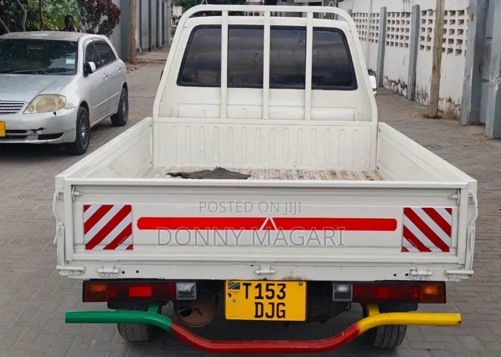 Toyota TownAce 2010 White