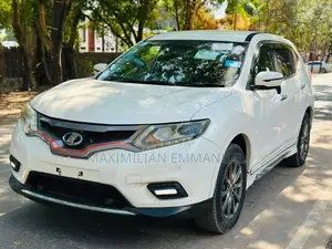 Nissan X-Trail 2017 White