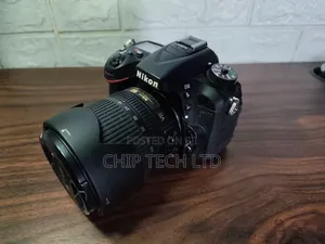 Nikon D7100 With Lens New