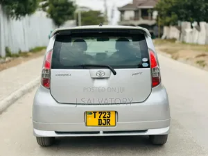Toyota Passo 2005 Silver