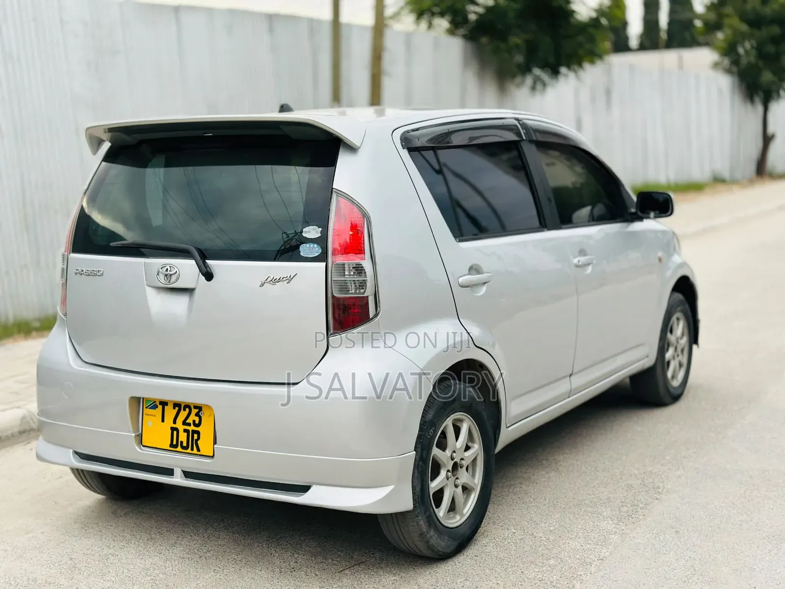 Toyota Passo 2005 Silver