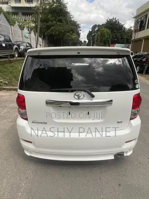 Toyota Rumion 1.5 FWD 2023 White