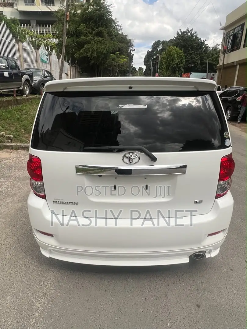 Toyota Rumion 1.5 FWD 2023 White