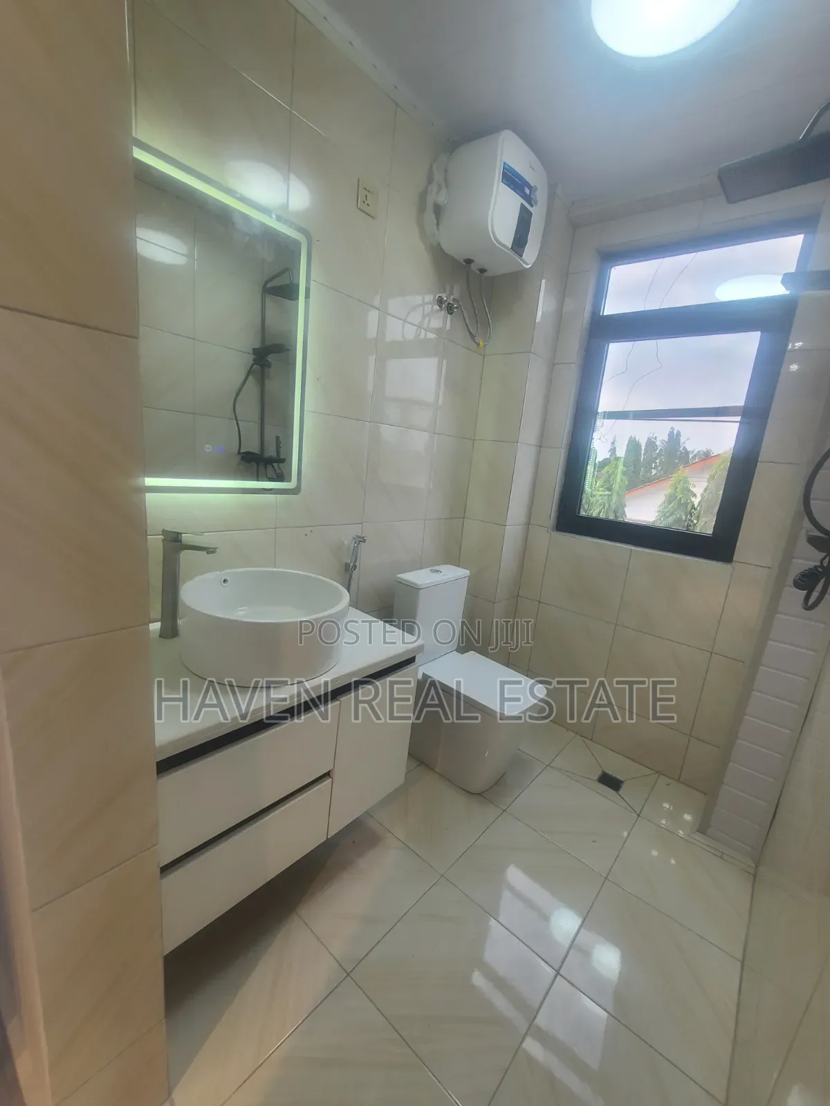Furnished 3bdrm Apartment in Mikocheni for sale