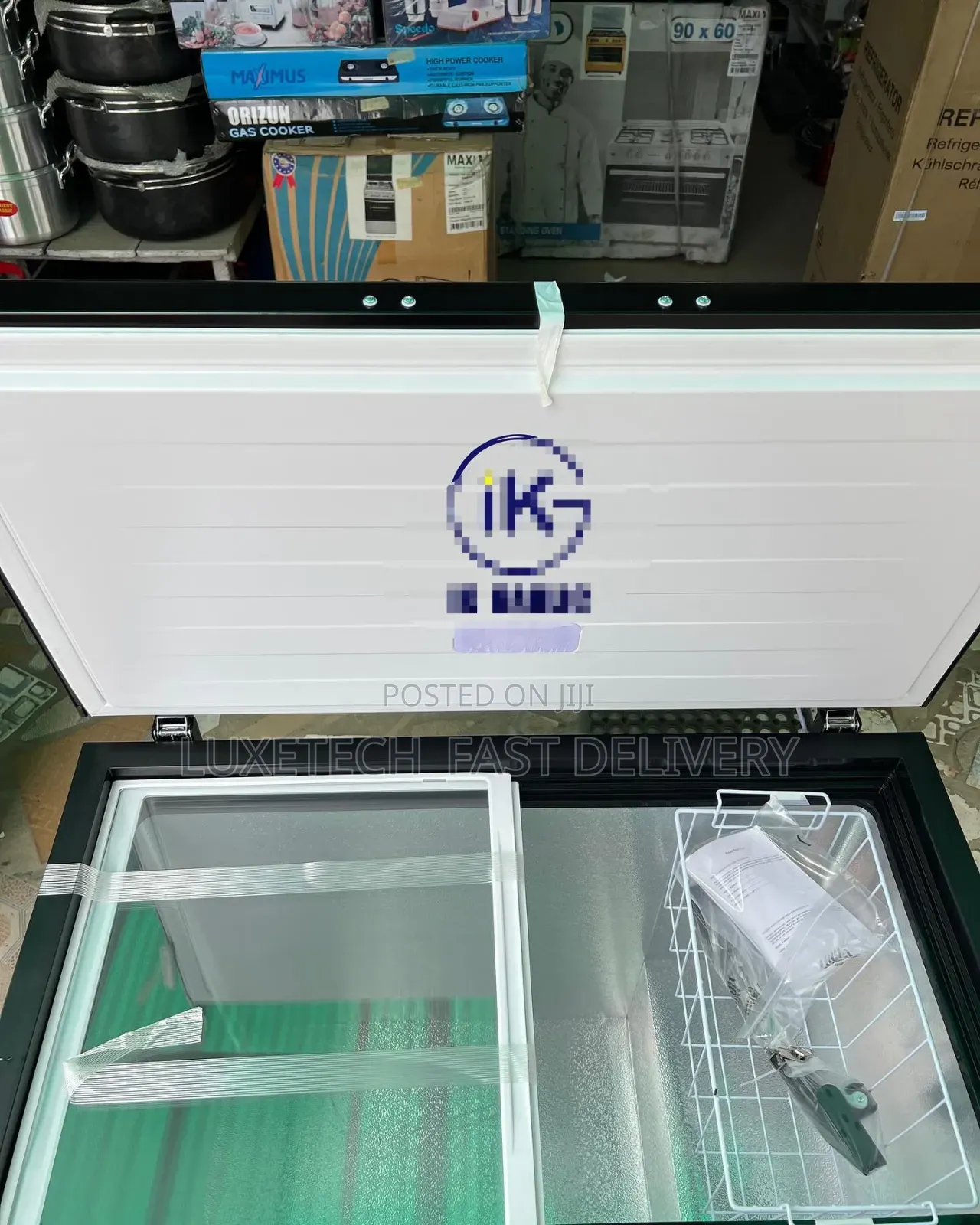 Hisense Freezer 250 Litres Black
