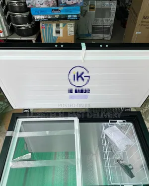 Hisense Freezer 250 Litres Black