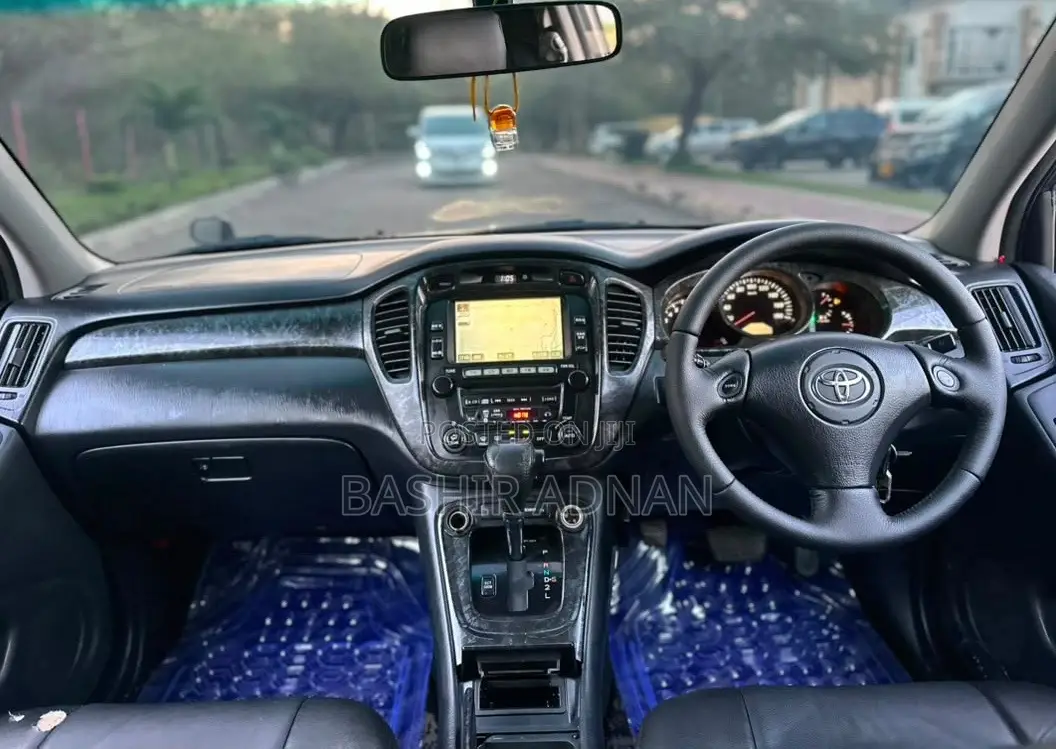 Toyota Kluger 2005 Matt Black