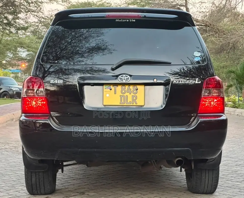 Toyota Kluger 2005 Matt Black