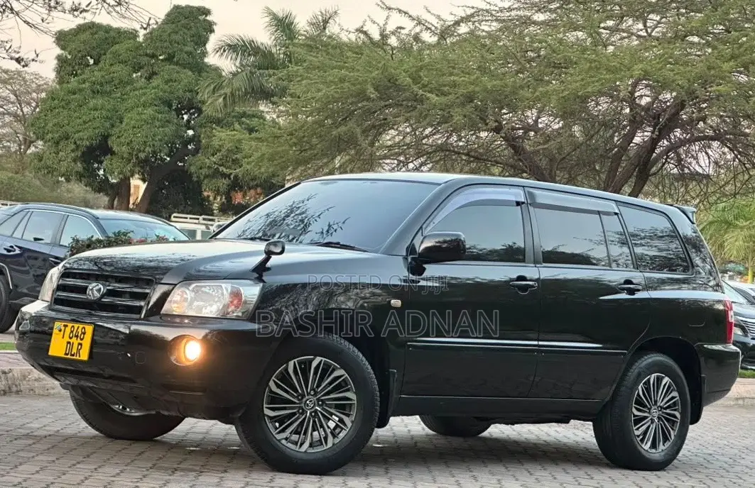 Toyota Kluger 2005 Matt Black