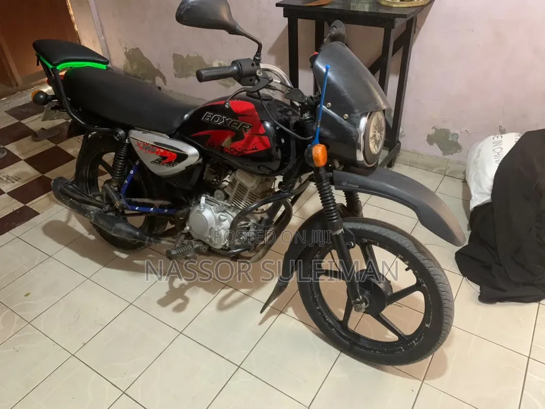 Bajaj Boxer 125 2022 Black
