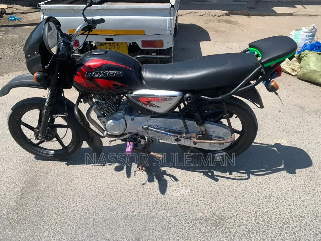 Bajaj Boxer 125 2022 Black