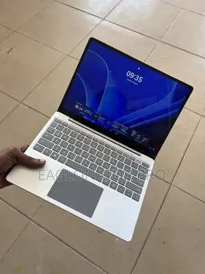 New Laptop Microsoft Surface Go 8GB Intel Core i5 SSD 256GB