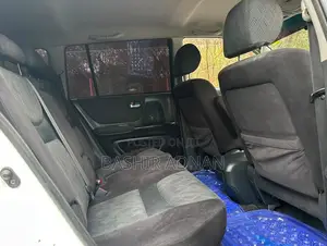 Toyota Kluger 2003 White