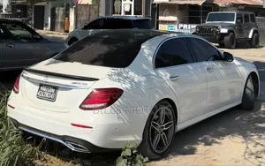Mercedes-Benz E200 2017 White