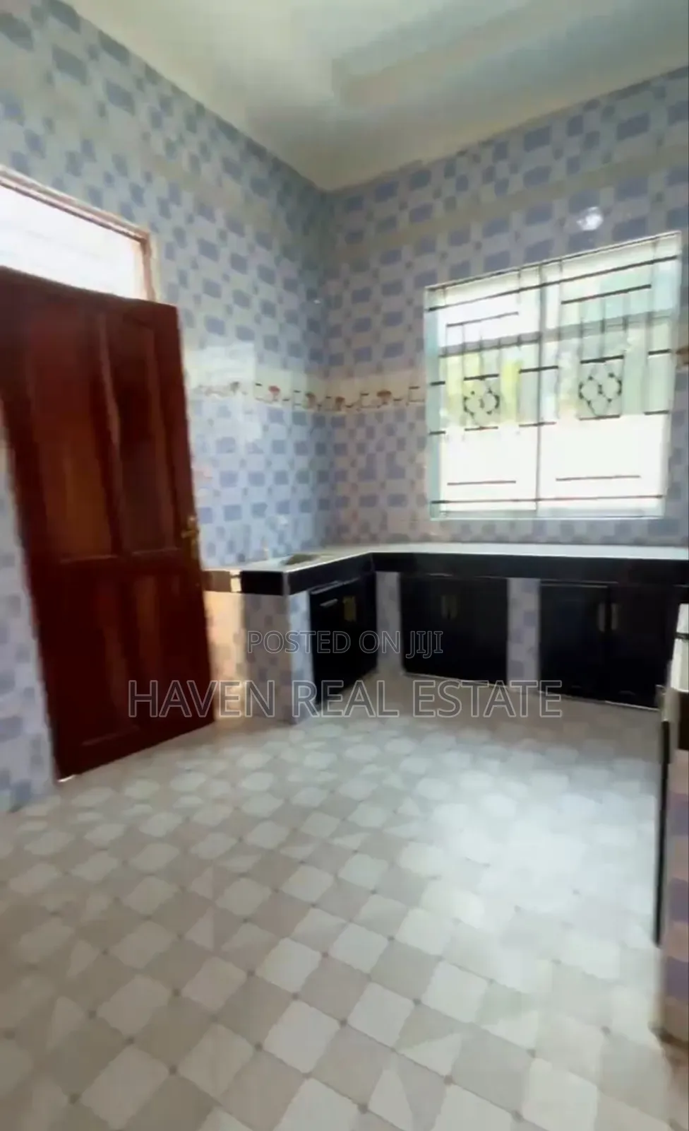 3bdrm House in Kigamboni for sale