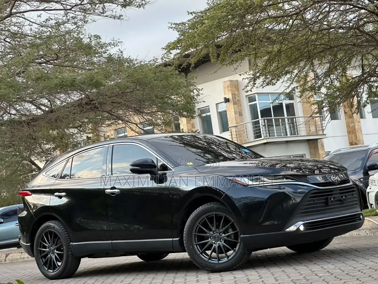 Toyota Harrier 2020 Black