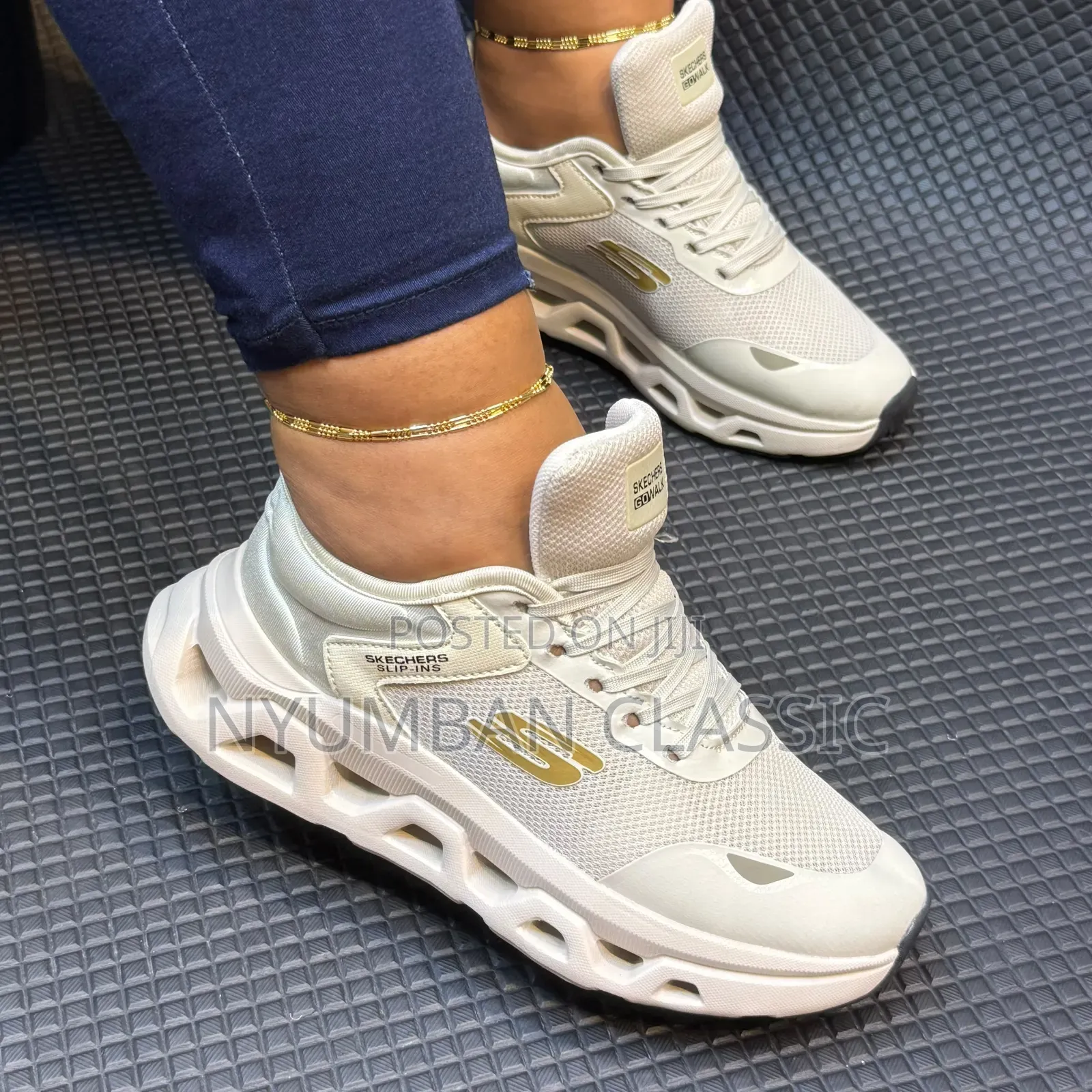 Ladies Sketchers Shoes