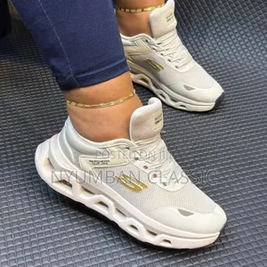 Ladies Sketchers Shoes