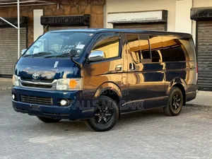 Toyota Grand HiAce 2002 Blue