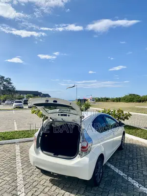 Toyota Aqua 2014 White