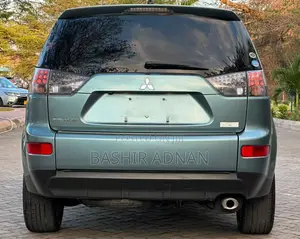 Mitsubishi Outlander 2.4 Comfort 2005 Blue