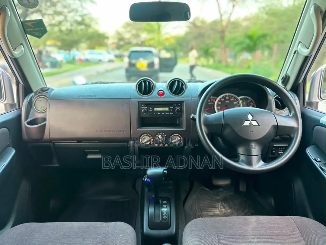 Mitsubishi Pajero 2009 Silver
