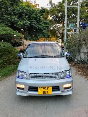 Toyota Noah 2002 Silver