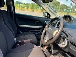 Toyota IST 2005 Blue