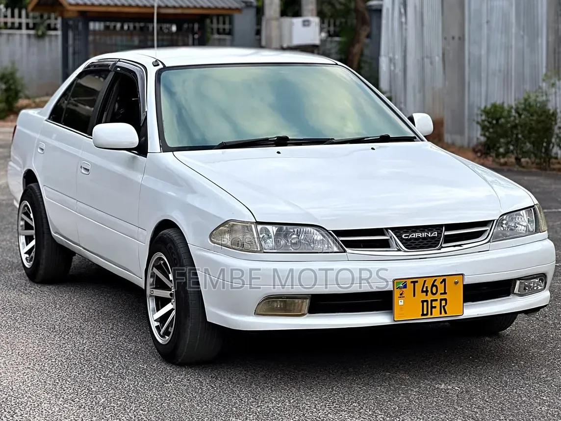 Toyota Carina 2001 White