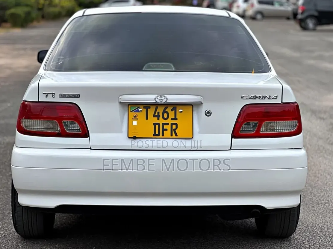 Toyota Carina 2001 White