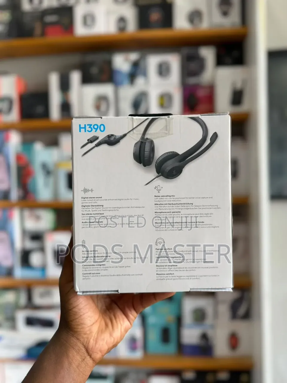 Logitech H390