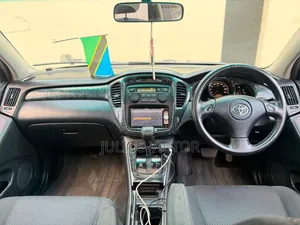 Toyota Kluger 2005 Black