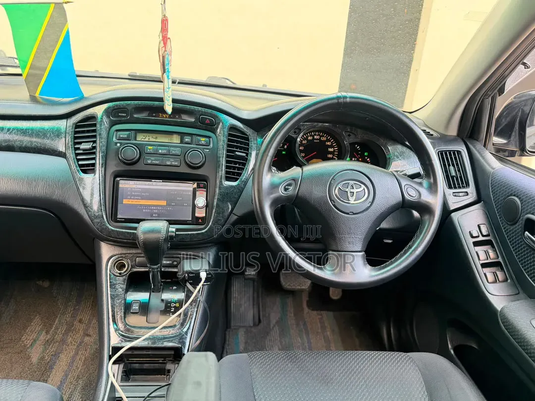 Toyota Kluger 2005 Black