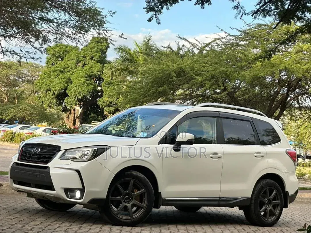 Subaru Forester 2016 White