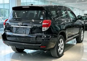 Toyota Vanguard 2011 Black