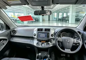 Toyota Vanguard 2011 Black