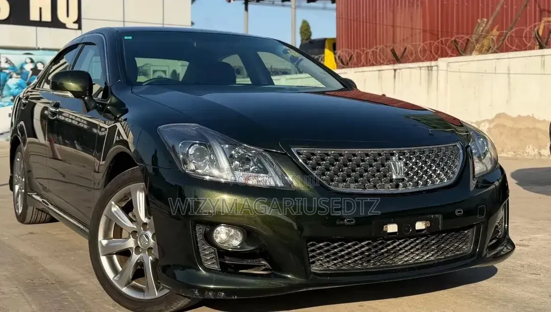 Toyota Crown 2008 Green