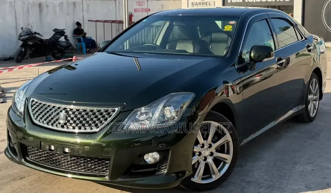 Toyota Crown 2008 Green