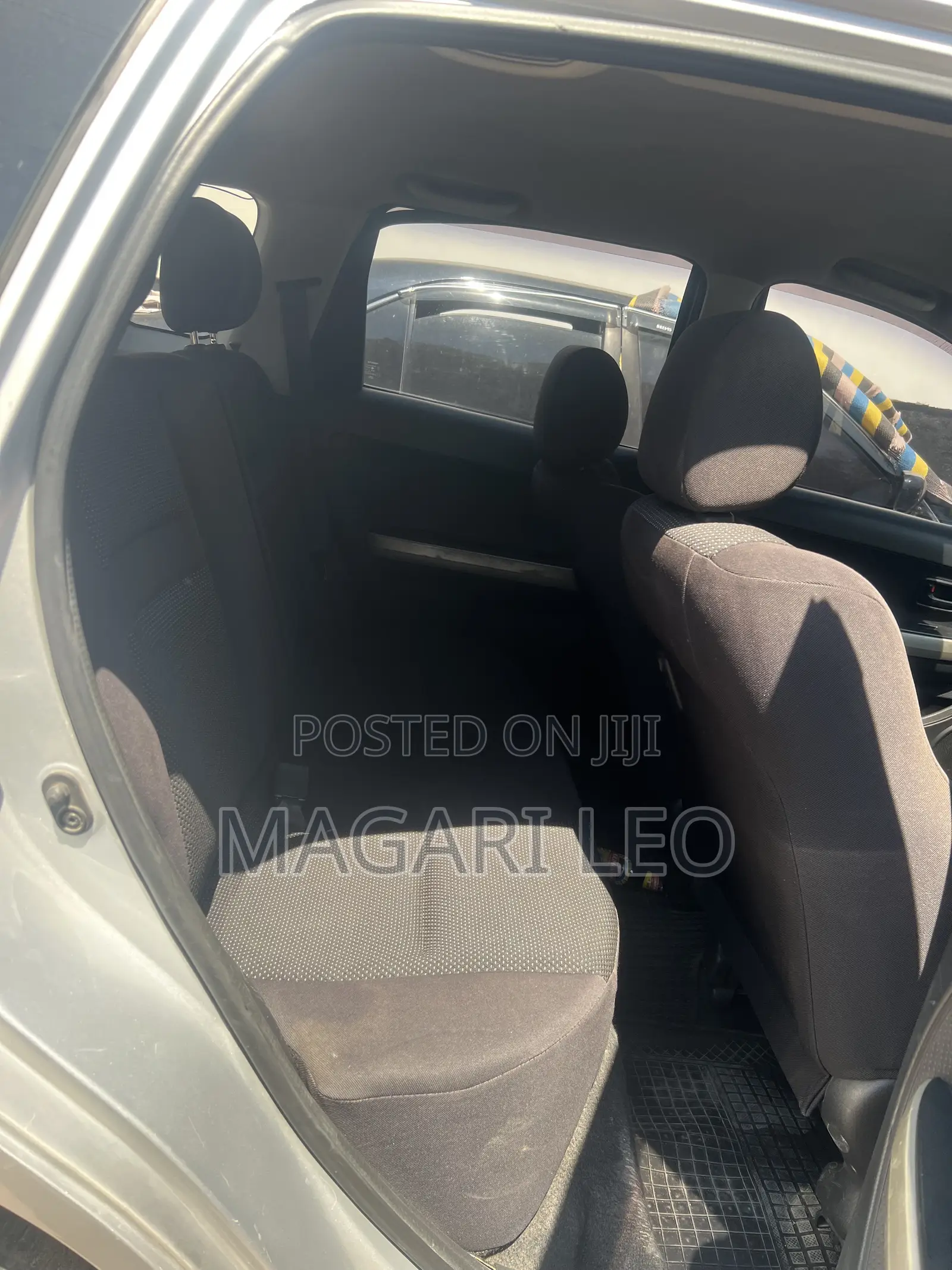 Toyota IST 2004 Silver