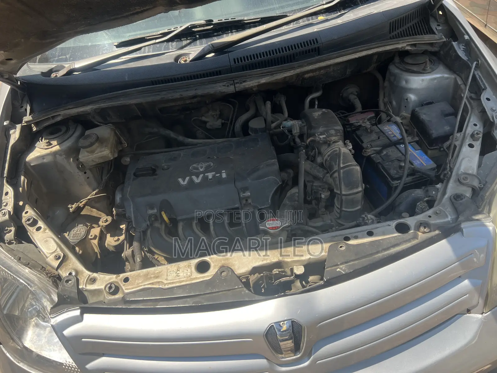 Toyota IST 2004 Silver
